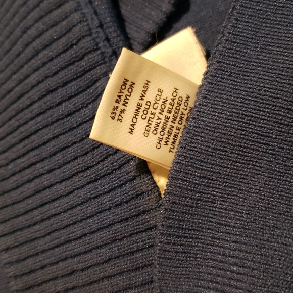 LOFT Sweater - Picture 11 of 11